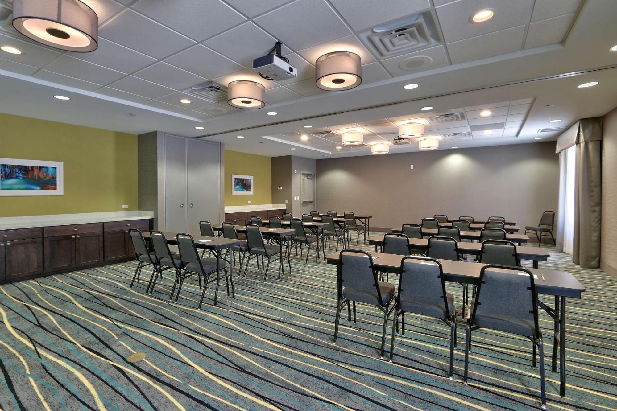 Hampton Inn & Suites Albuquerque Airport Екстериор снимка